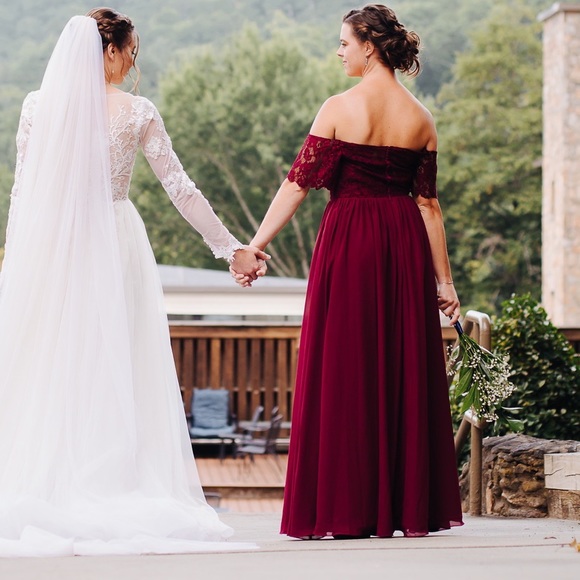 JJ’s House Carbarnet Bridesmaid Dress! - Picture 3 of 11